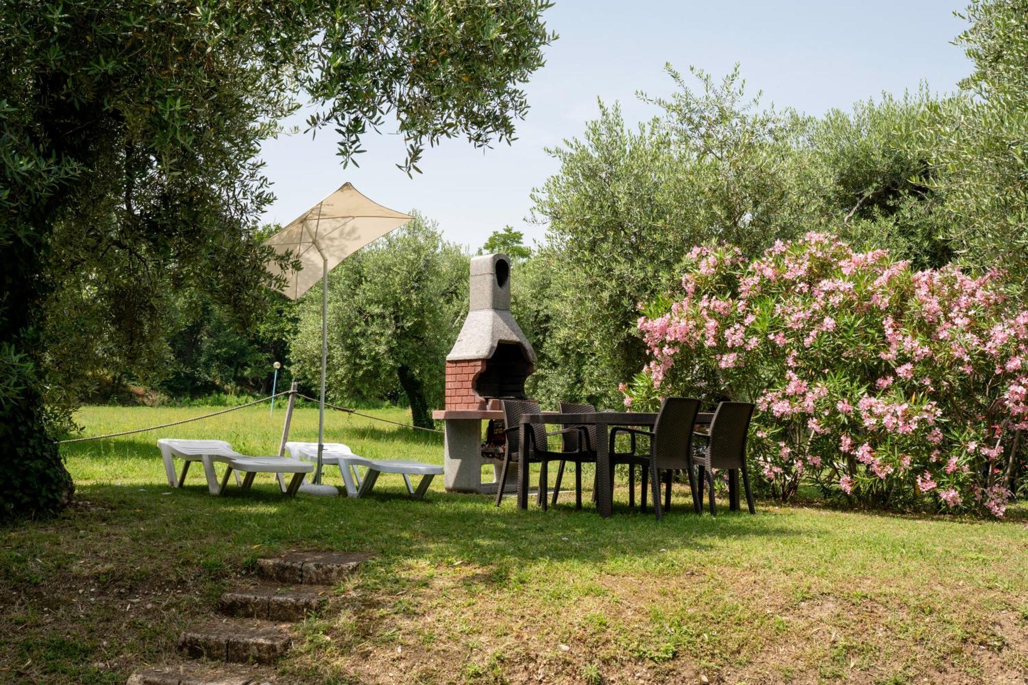 Sivinos Camping Boutique Manerba del Garda Eksteriør billede