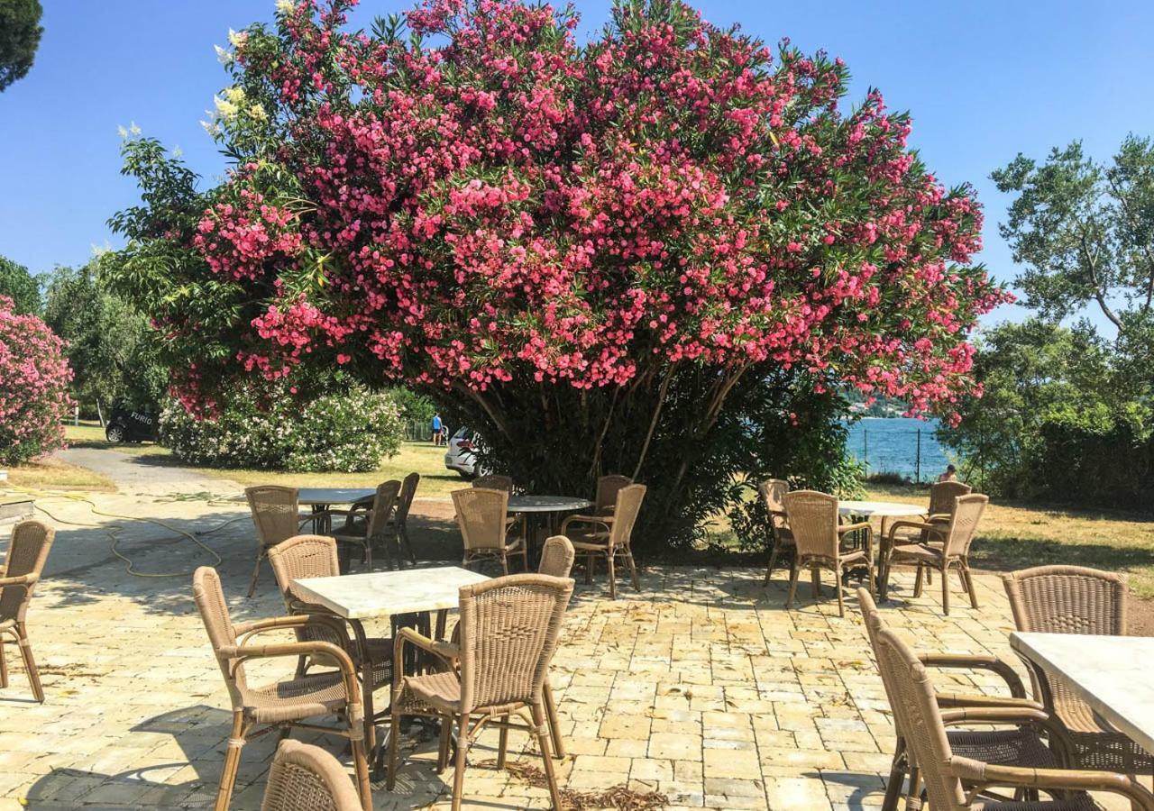 Sivinos Camping Boutique Manerba del Garda Eksteriør billede
